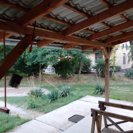 דירות Dutch Farm In Felsolajos מראה חיצוני תמונה